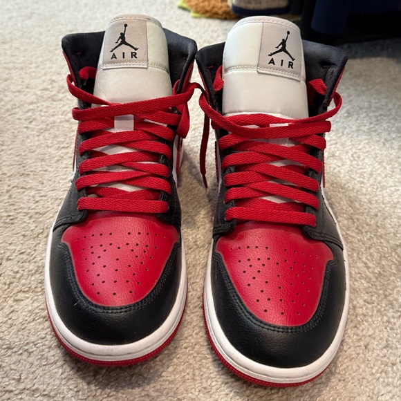 ❤️Great Used Condition - Worn Once! Nike Air Jordan Mids - Picture 3 of 8